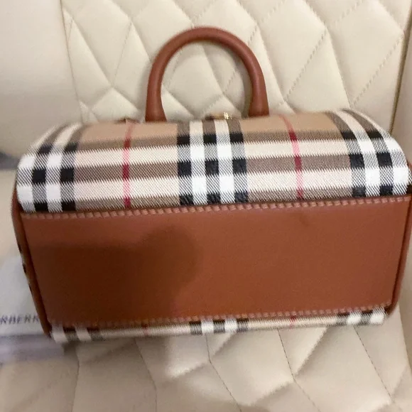 Burberry Tan and Brown Checkered Satchel - Picture 6 of 6